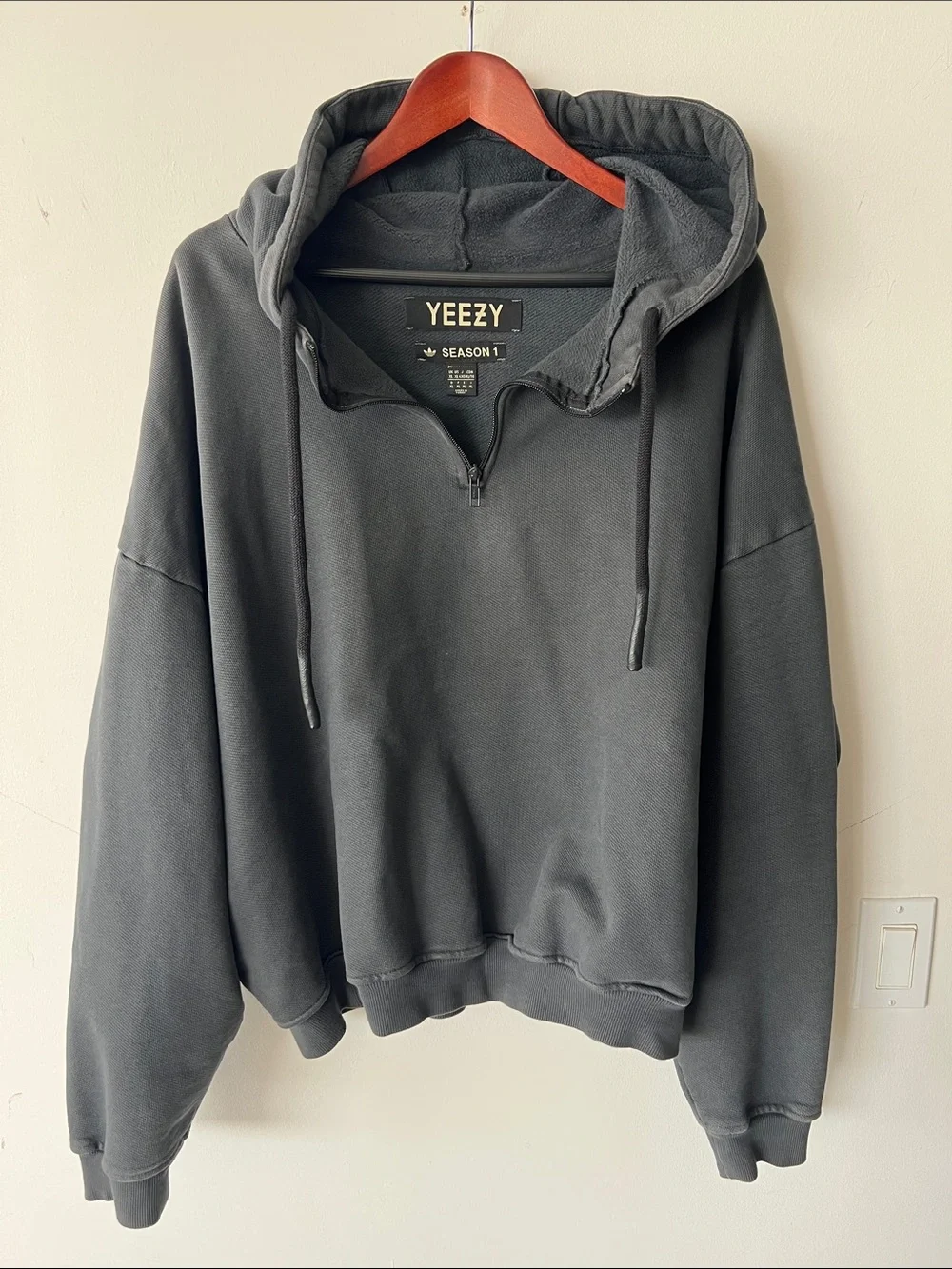 Yeezy Season 1 XL grey hoodie